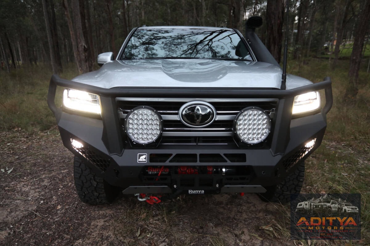 2021 Toyota Landcruiser 300 VX