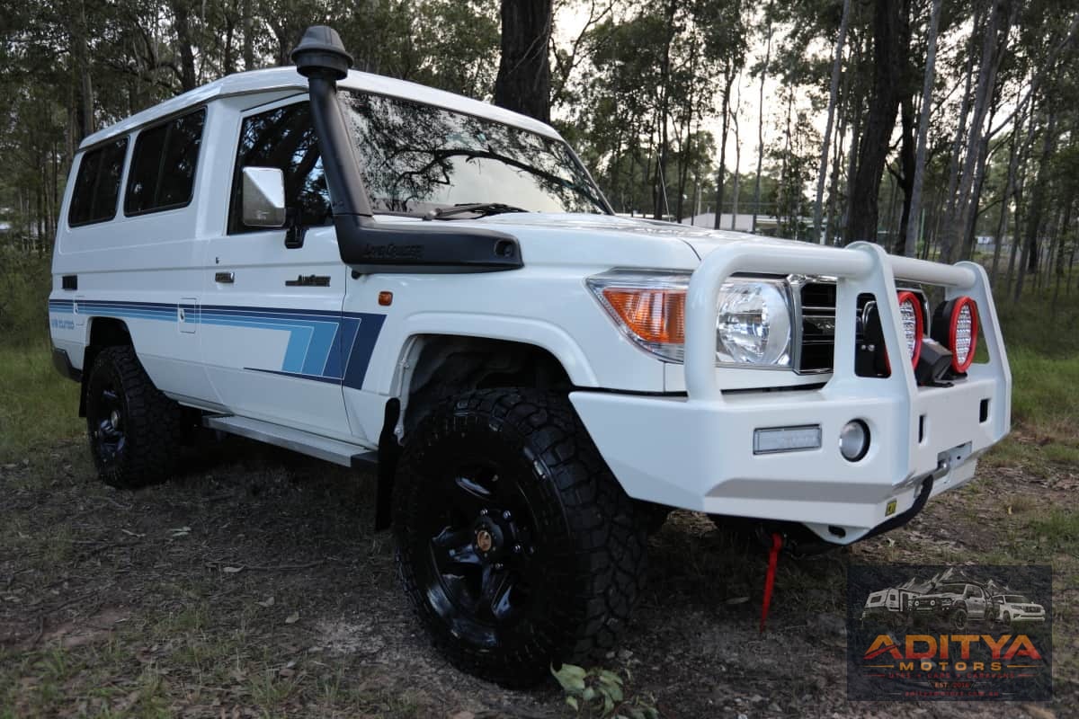 2013 Toyota Landcruiser GXL Troop Carrier